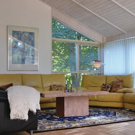 4 Bedroom Stunning In 3*